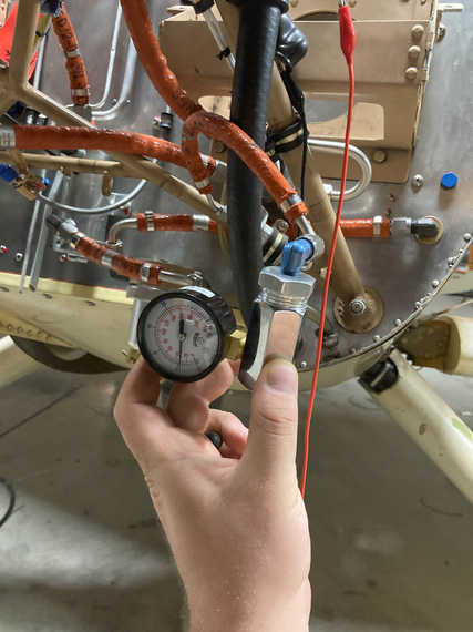 Testing pressure transducers